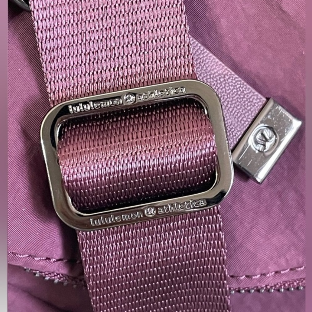 Lululemon All Night Festival Bag Large in color Cassis Vol 10L - Picture 12 of 15